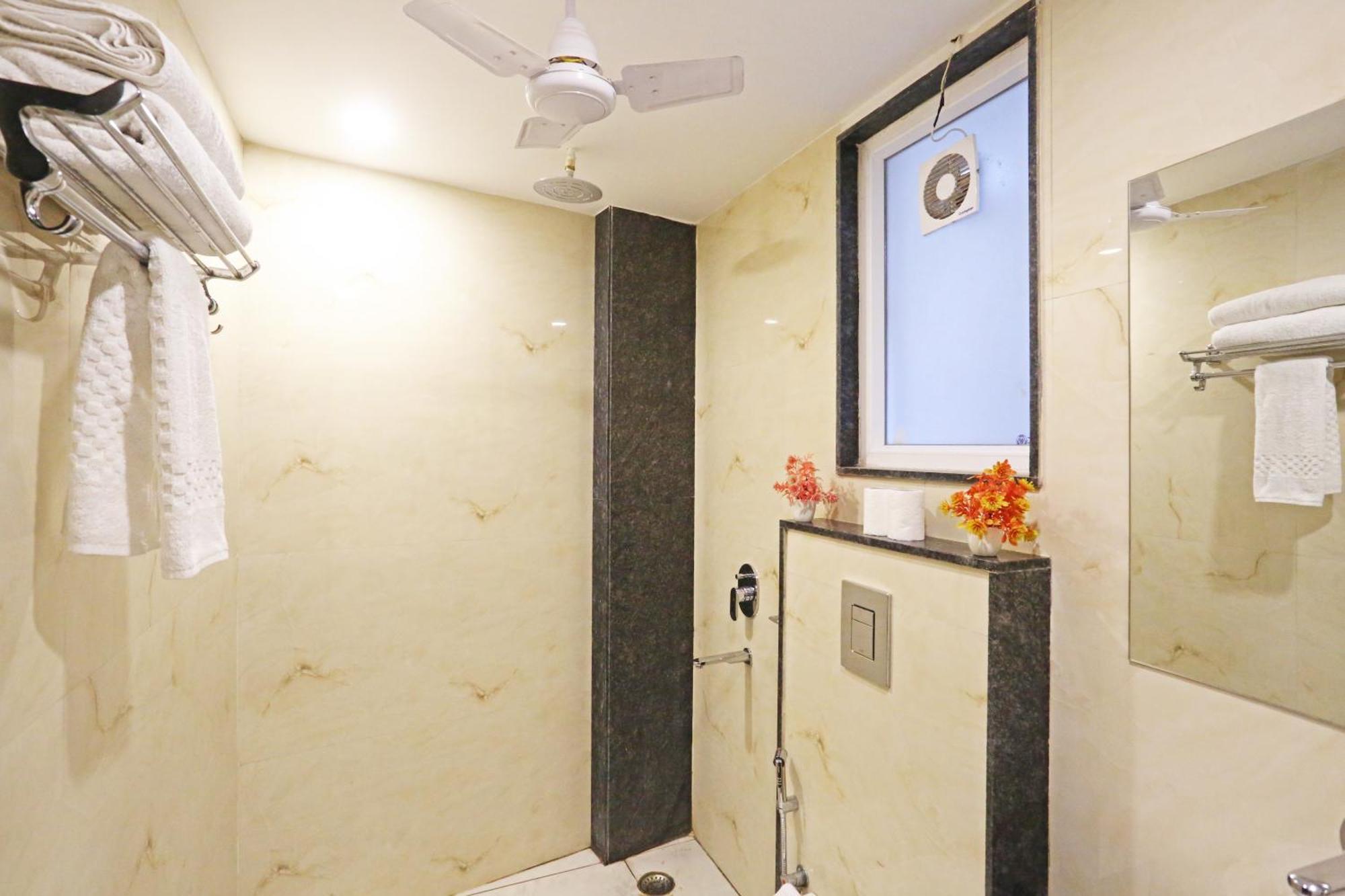 Frankstay By Hotel Mayfair Newly Built - New Delhi Exterior photo